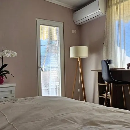 Nuci's Place Апартаменты