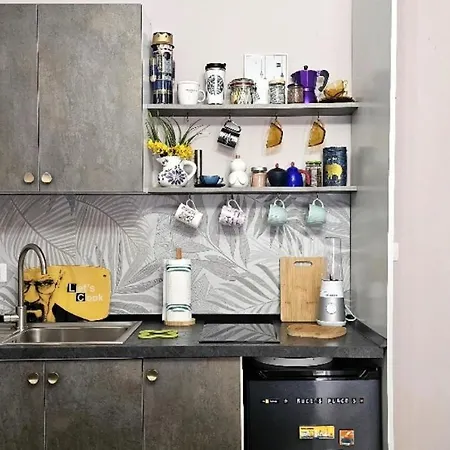 Nuci's Place Апартаменты *