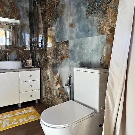 Апартаменты Nuci's Place Тирана