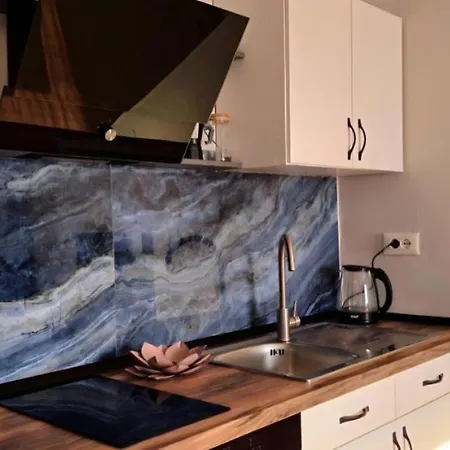 Nuci's Place Апартаменты