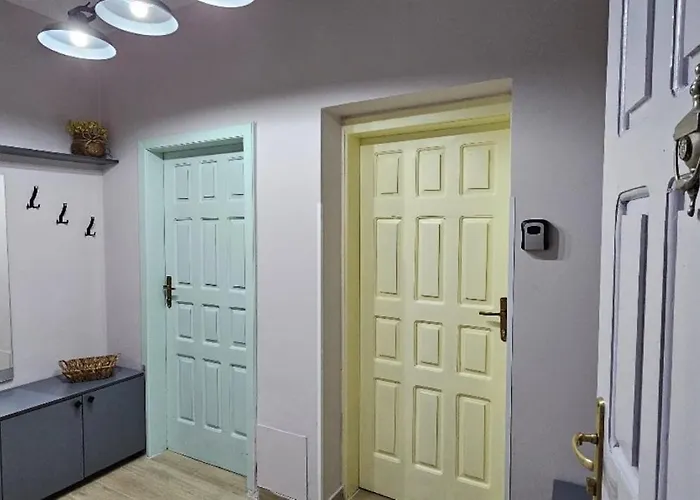 Nuci's Place - The Signature Collection Apartment *