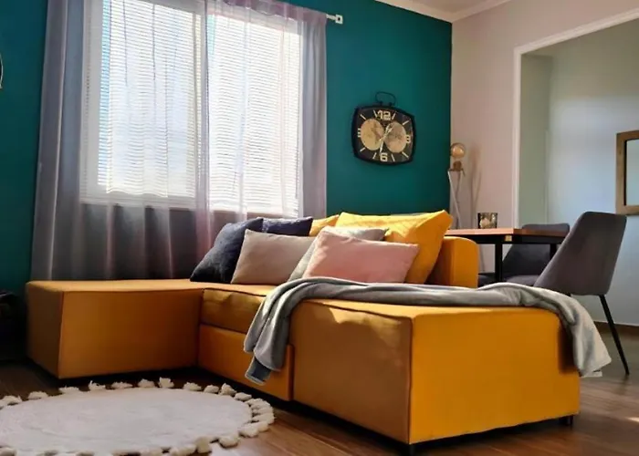 Nuci's Place - The Signature Collection Apartment