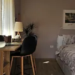 Nuci's Place - The Signature Collection Apartment