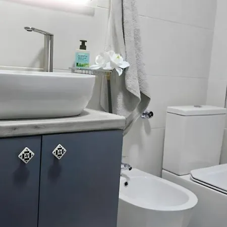 Nuci's Place Tirana